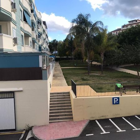 Habitacion Grande Con Bano Privado En Coin A 30Km De La Playa Luaran gambar