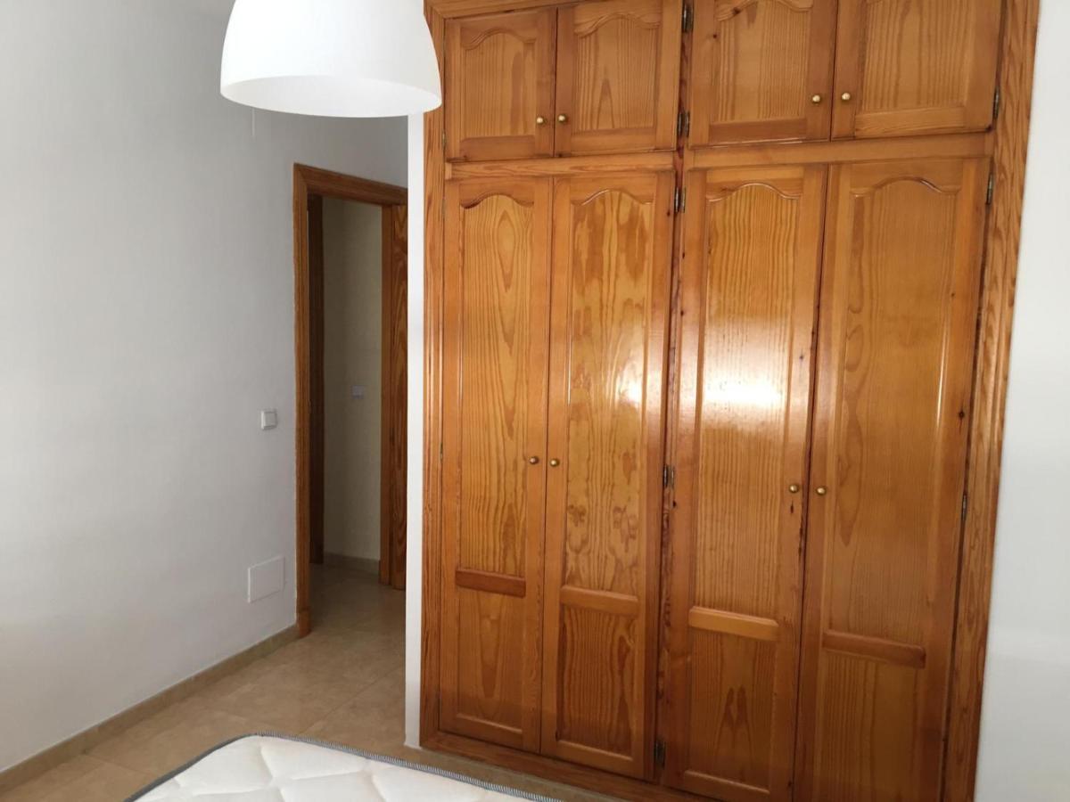 Habitacion Grande Con Bano Privado En Coin A 30Km De La Playa Luaran gambar